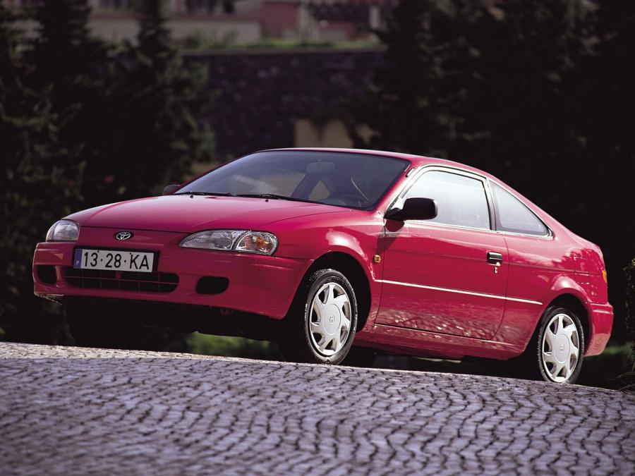  Toyota Paseo 1995 года  (фото 2 из 8)